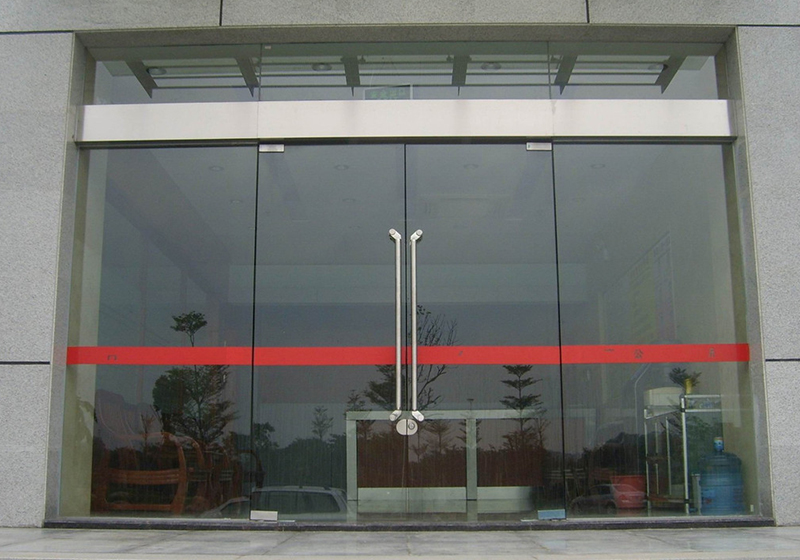 济南玻璃门的质量检测方法及安装工艺